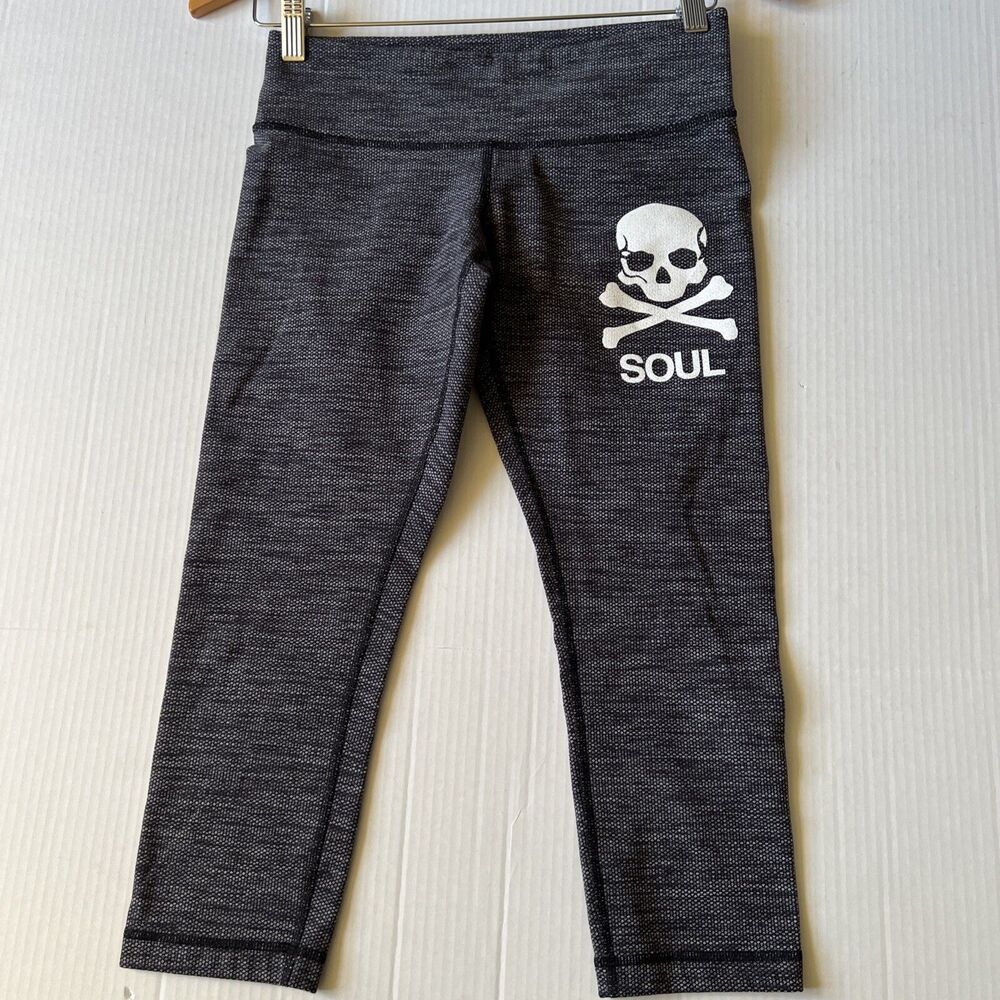 Lululemon Size 6 Pants Women Gray SoulCycle Skull Crossbones Crop Leggings